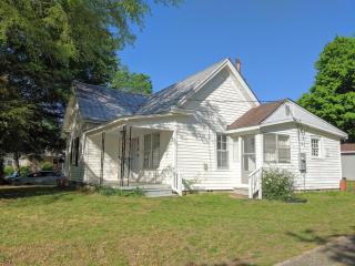 Quaint Hideaway in the Heart of Clayton home - Clayton - 0