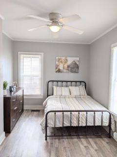 Quaint Hideaway in the Heart of Clayton home - Clayton - 1