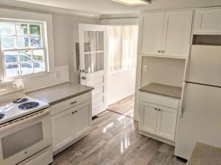 Quaint Hideaway in the Heart of Clayton home - Clayton - 2