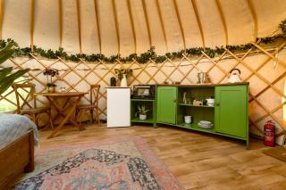 Yurtshire Eavestone Lake - Willow - Ripon - 4