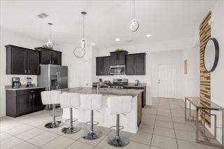 Last Minute Disney Getaway! Private Pool, Hot Tub & Games Room. Book Now! #99637 - Davenport - 2