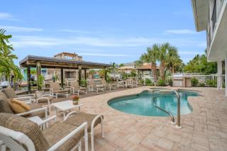 218 Primo Dr - Dolphin Beach House home - Fort Myers Beach - 2