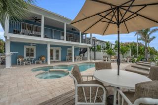 218 Primo Dr - Dolphin Beach House home - Fort Myers Beach - 1