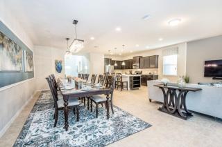 Last Minute Disney Getaway! Private Pool, Hot Tub & Games Room. Book Now! #55673 - Kissimmee - 2