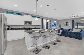 Last Minute Disney Getaway! Private Pool, Hot Tub & Games Room. Book Now! #53611 - Kissimmee - 2
