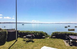 2 Bedroom Beach Front Home In Rønde - Rønde - 5