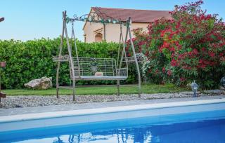 Stunning Home In Vrsi With Sauna - 1