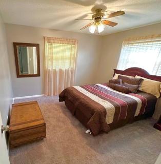 University Cozy Escape - 1