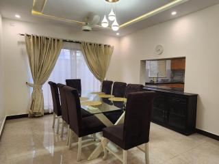 Haven Lodge - 7BR Luxury Vacation Home with Mountain View - Islamabad - 1