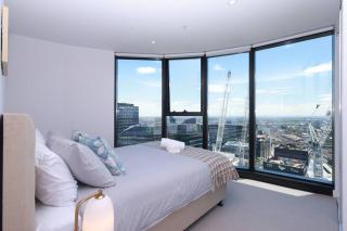 11D Stunning water and skyline view 2 Bedroom Abnb Apt with Free parking - Melbourne - 0