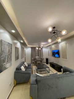 Newly Furnished 2 Bedroom 1 Bathroom Apartment In New Cairo 3 - 9