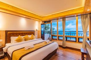 The Golden Retreat Hotel in Pelling - 0