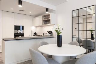 Sophisticated 1BR with Pool View in Belgravia Square JVC - 7