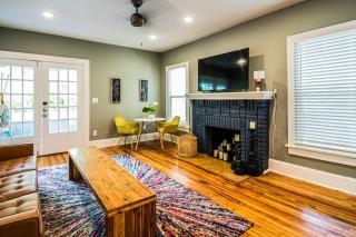 C'est La Vie - make memories at our cozy bungalow - Sint-Petersburg - 1
