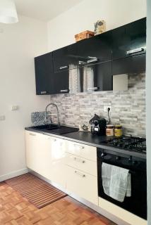 Lemon Sunshine Apartment - 9