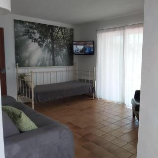 La Londe -Studio T1 - Sur la colline - La Londe-les-Maures - 3
