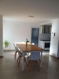 Moderno Depto PB 5 con cochera - Tandil - 1