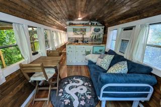 Cozy AF Medusa the Bus-Lux - 2