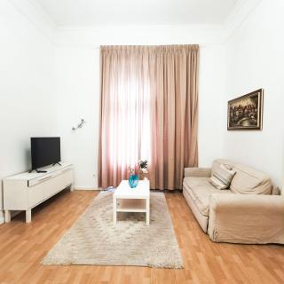 Ferenc Apartman - Boedapest - 9