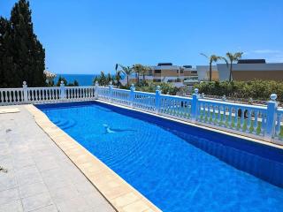 Dream beach-side villa with sea views & close to golf - Mijas - 7