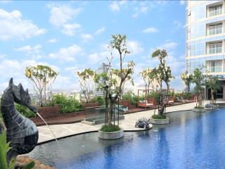 Luxurious 1 Icon 3BR Apartment in Tunjungan Plaza 6 Surabaya City Centre by Le Ciel Hospitality - Surabaya - 0