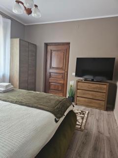 Tommy Home - Hunedoara - 3