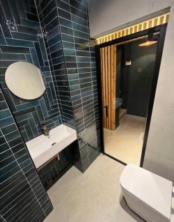 Henley Haven, Jacuzzi - Henley-in-Arden - 3