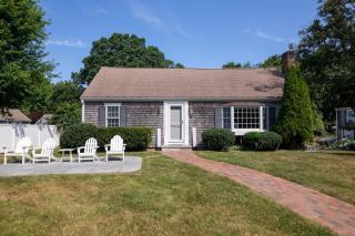Located on Rail Trail By Beach & Downtown - Chatham - 7