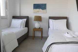 PETRA Luxury Villas - Agii Apostoli - 4