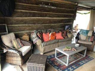 Sunset Log Cabin - Clarksdale - 1
