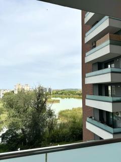 Lake View luxury apartament - 1