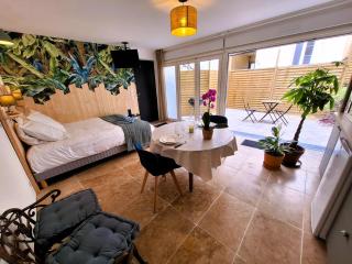 Studio LILAS avec terrasse au calme - Montreuil - 0