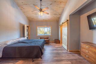Beautiful New Construction Home with Great Views and Pool Table - Silverheels Chalet - 1