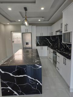 Scottburgh, 13 Marilyn Court - 1