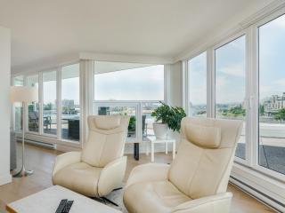 Inner Harbour Seascape - Views Views Views presented by Victoria Prime! - Victoria - 4