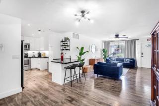 Spacious 5 Bedroom Heated Pool and Hot Tub, 12 minutes to the Beach - Hollywood - 5