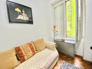 Square 29 - Belgrado - 1