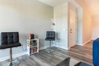 Monthly Furnished entire condo in Newark,Delaware - - 2