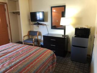 Gratiot View Motel - 3