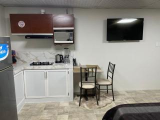 Suite privada en urb con guardianía 24-7 Machala - 1