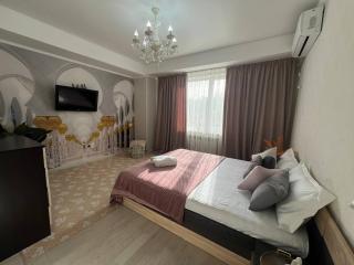 3х ком Апартаменты с двумя спальнями - Shymkent - 0
