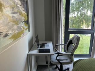 Three Bedroom Stylish London Apartment - Colindale - 7