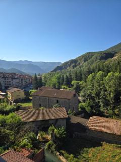 En el corazón de Bagà, precioso pueblo medieval - Bagá - 8