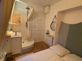 Central cosy room - París - 3