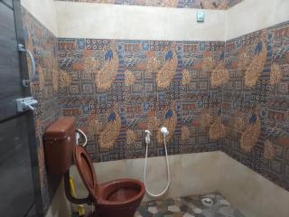 SHIs Spandha Apartments Near Coimbatore Airport - Coimbatore - 5