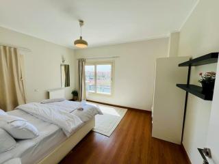 Modern & Sunny 1BR in New Cairo - Il Cairo - 0