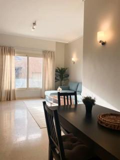 Modern & Sunny 1BR in New Cairo - Il Cairo - 3