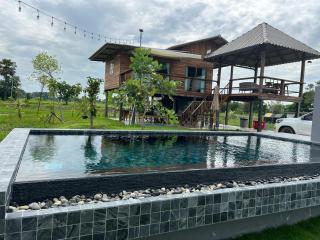 The River Retreat 101 - 0