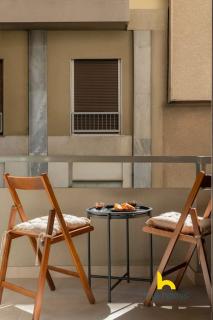 Luxurious Zen Retreat with Balcony and 300mbps WiFi - Athene - 2