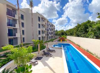 Astoria Gated Condos - Cancún - 1